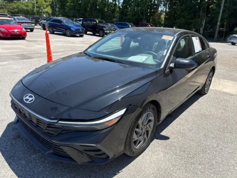 Another view of 2024 Hyundai Elantra SEL for sale in Summerville, SC at Automaxx of the Carolinas