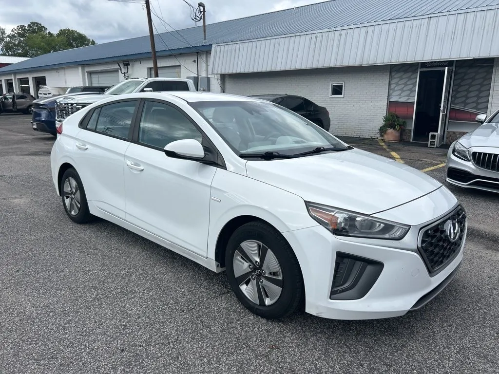 2020 Hyundai Ioniq 1.6 Blue Hybrid DCT's photo