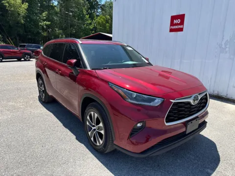 Unknown 2021 Toyota Highlander XLE for sale in Summerville, SC