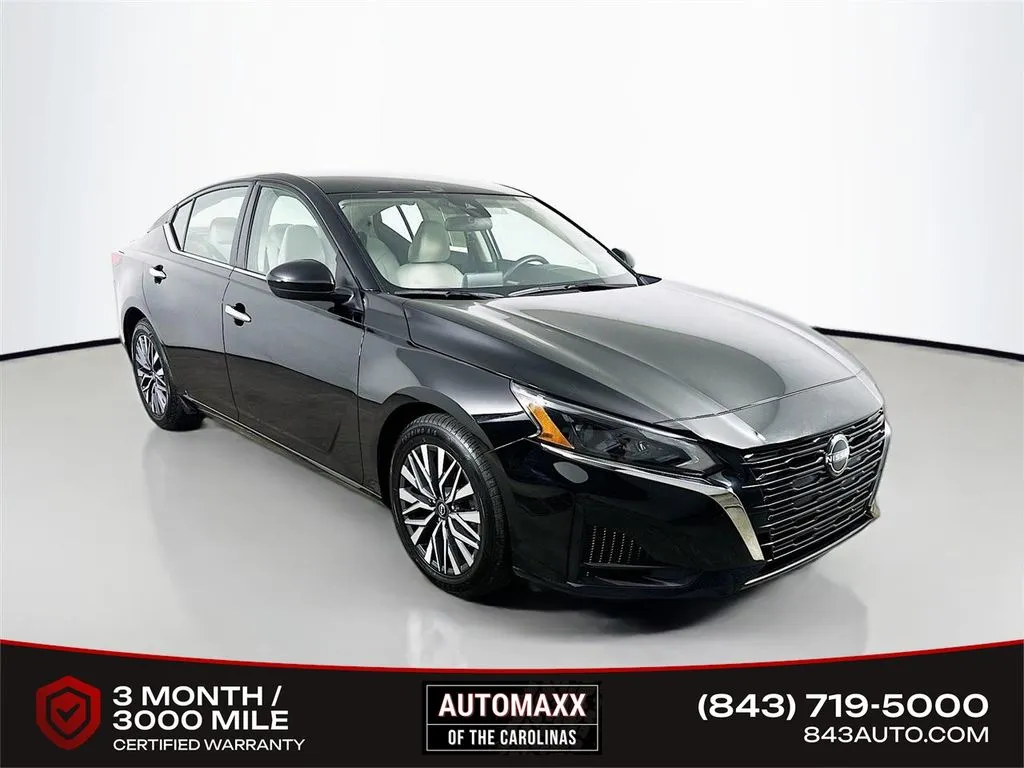 Black 2023 Nissan Altima 2.5 SV for sale in Summerville, SC