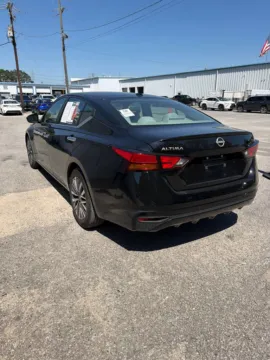 More photos of 2023 Nissan Altima 2.5 SV at Automaxx of the Carolinas, SC