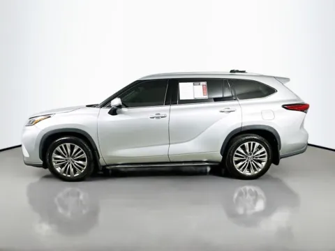 More photos of 2020 Toyota Highlander Platinum at Automaxx of the Carolinas, SC
