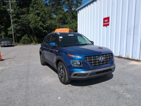 Blue 2024 Hyundai Venue Limited for sale in Summerville, SC