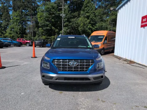 Photos of 2024 Hyundai Venue Limited for sale in Summerville, SC at Automaxx of the Carolinas