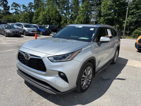 Another view of 2025 Toyota RAV4 LE for sale in Summerville, SC at Automaxx of the Carolinas