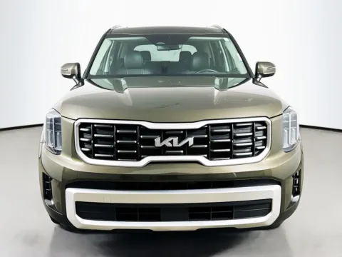 Photos of 2025 Kia Telluride S for sale in Summerville, SC at Automaxx of the Carolinas