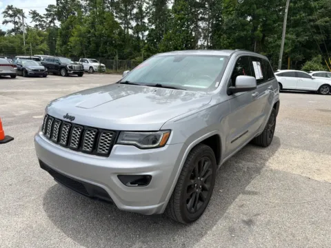 More photos of 2020 Jeep Grand Cherokee Altitude at Automaxx of the Carolinas, SC