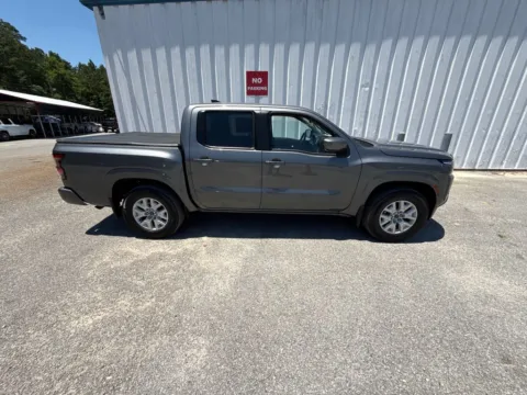More photos of 2023 Nissan Frontier SV at Automaxx of the Carolinas, SC