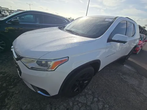 White 2021 Chevrolet Traverse LT for sale in Summerville, SC