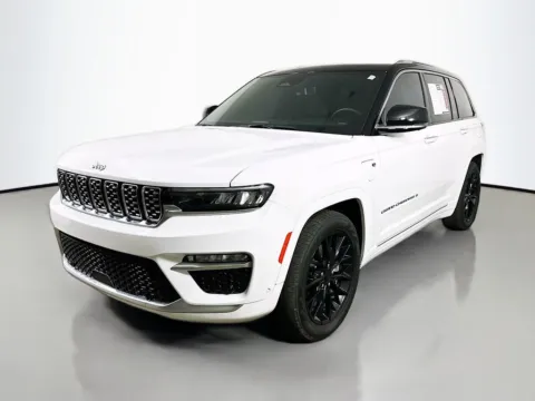 Another view of 2022 Jeep Grand Cherokee Summit 4xe for sale in Summerville, SC at Automaxx of the Carolinas