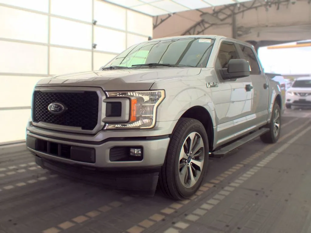 2020 Ford F-150 XL SuperCrew 5-1/2 Box's photo