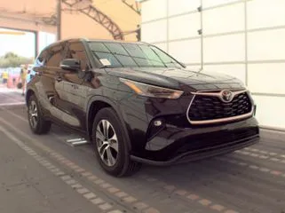 Another view of 2023 Toyota Highlander XLE for sale in Summerville, SC at Automaxx of the Carolinas