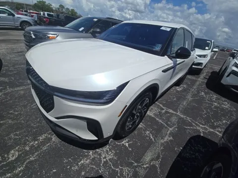White 2024 Lincoln Nautilus Premiere for sale in Summerville, SC