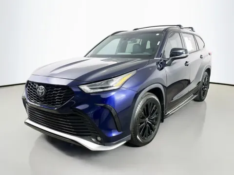 Another view of 2023 Toyota Highlander XSE for sale in Summerville, SC at Automaxx of the Carolinas