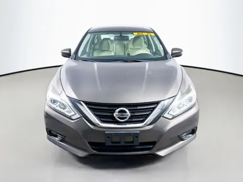 Photos of 2016 Nissan Altima 2.5 SV for sale in Summerville, SC at Automaxx of the Carolinas