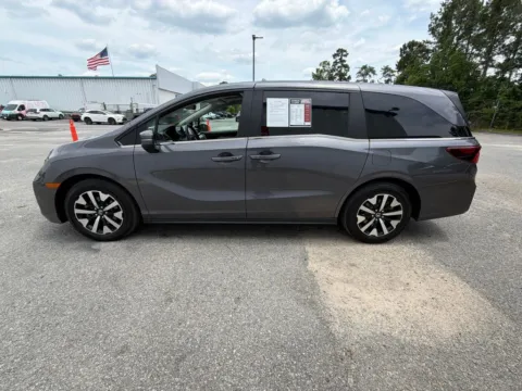More photos of 2025 Honda Odyssey EX-L at Automaxx of the Carolinas, SC
