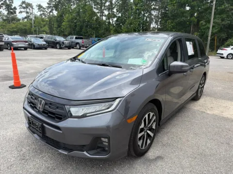 More photos of 2025 Honda Odyssey EX-L at Automaxx of the Carolinas, SC