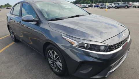 More photos of 2023 Kia Forte LXS at Automaxx of the Carolinas, SC