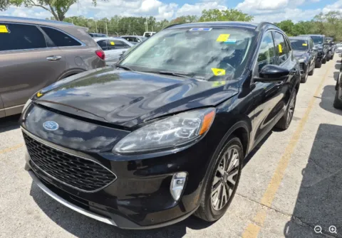 Black 2020 Ford Escape Titanium for sale in Summerville, SC