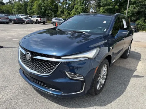 More photos of 2022 Buick Enclave Avenir at Automaxx of the Carolinas, SC