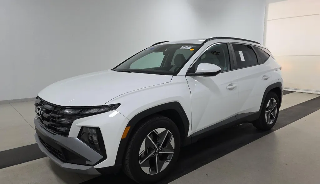 2025 Hyundai Tucson SEL FWD's photo