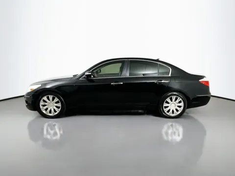 More photos of 2009 Hyundai Genesis 3.8 at Automaxx of the Carolinas, SC