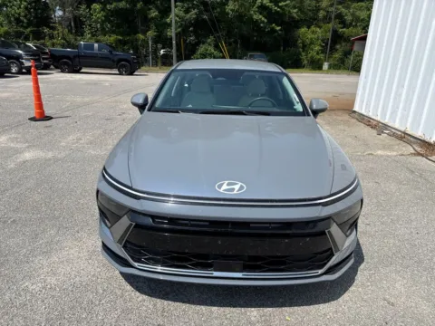 Another view of 2025 Hyundai Sonata SEL for sale in Summerville, SC at Automaxx of the Carolinas