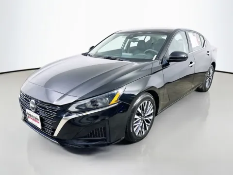 Another view of 2023 Nissan Altima 2.5 SV for sale in Summerville, SC at Automaxx of the Carolinas
