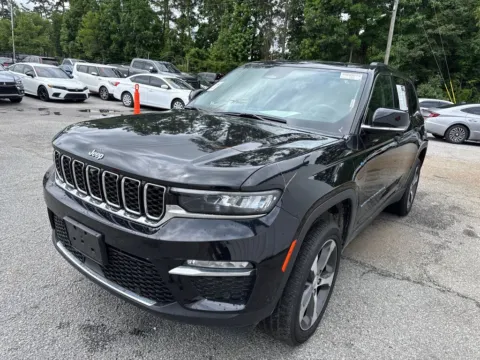 More photos of 2023 Jeep Grand Cherokee 4xe at Automaxx of the Carolinas, SC