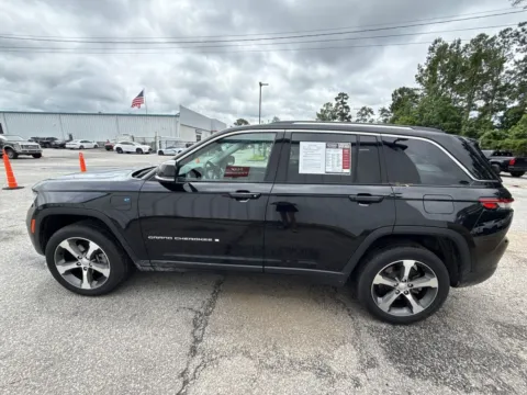 More photos of 2023 Jeep Grand Cherokee 4xe at Automaxx of the Carolinas, SC