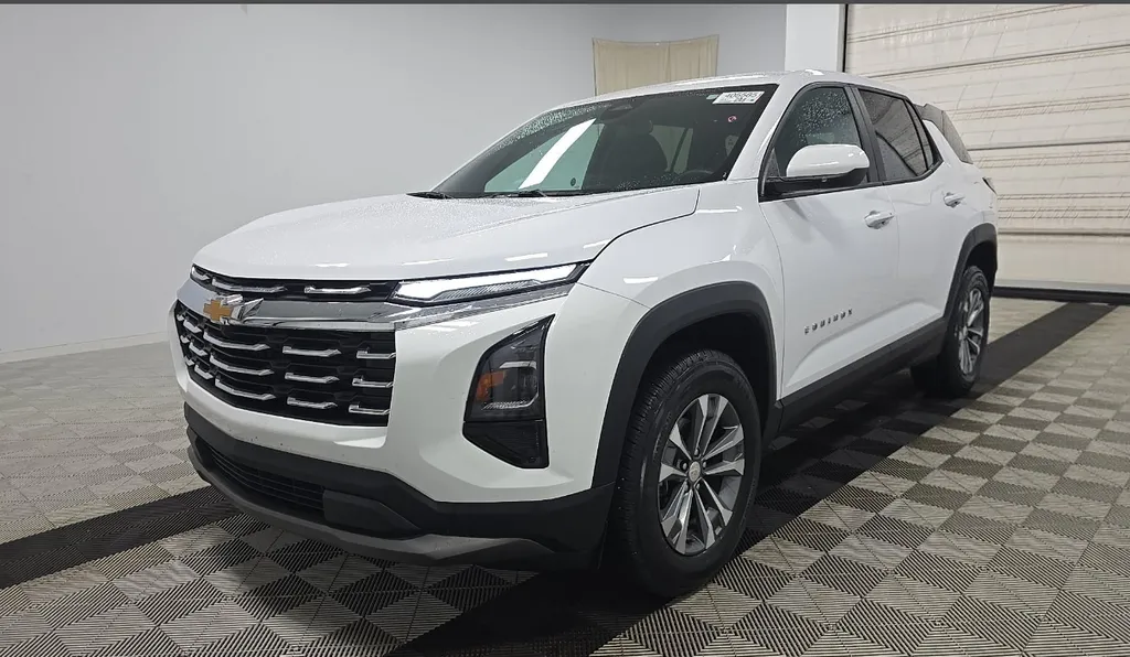 White 2026 Chevrolet Equinox LT for sale in Summerville, SC