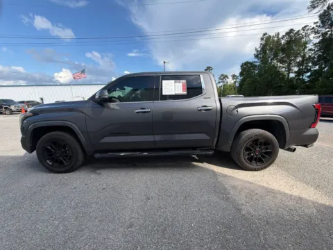 More photos of 2022 Toyota Tundra Limited at Automaxx of the Carolinas, SC
