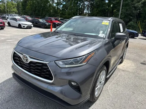 More photos of 2023 Toyota Highlander Limited at Automaxx of the Carolinas, SC