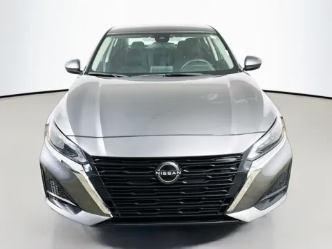 Photos of 2023 Nissan Altima 2.5 SV for sale in Summerville, SC at Automaxx of the Carolinas