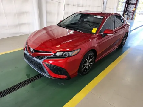 Red 2022 Toyota Camry SE for sale in Summerville, SC
