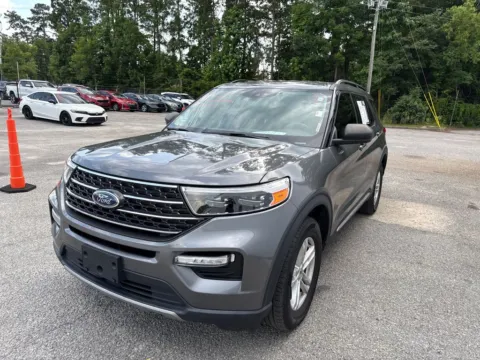 More photos of 2021 Ford Explorer XLT at Automaxx of the Carolinas, SC