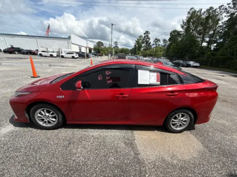 More photos of 2017 Toyota Prius Prime Premium at Automaxx of the Carolinas, SC
