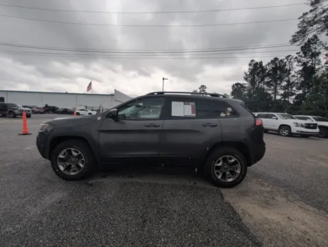 More photos of 2019 Jeep Cherokee Trailhawk at Automaxx of the Carolinas, SC