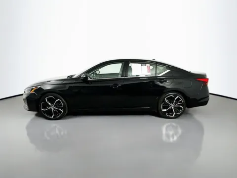 More photos of 2025 Nissan Altima 2.5 SR at Automaxx of the Carolinas, SC