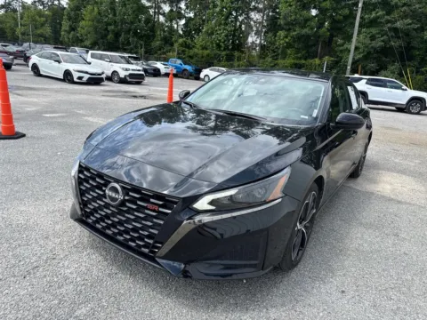 More photos of 2025 Nissan Altima 2.5 SR at Automaxx of the Carolinas, SC