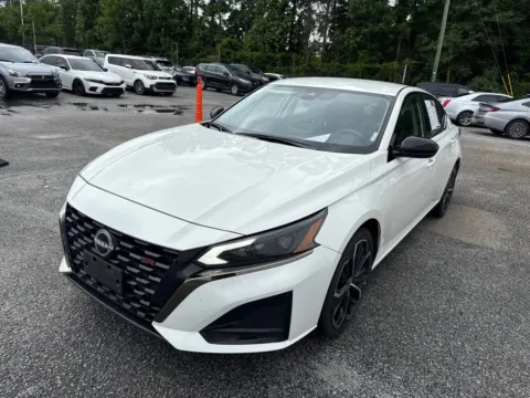 More photos of 2024 Nissan Altima 2.5 SR at Automaxx of the Carolinas, SC