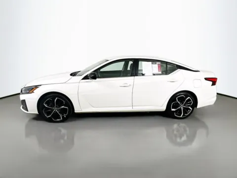More photos of 2024 Nissan Altima 2.5 SR at Automaxx of the Carolinas, SC