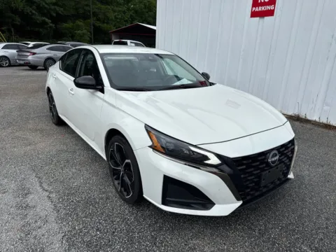 White 2024 Nissan Altima 2.5 SR for sale in Summerville, SC