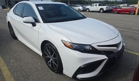 More photos of 2021 Toyota Camry SE at Automaxx of the Carolinas, SC