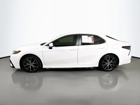 More photos of 2021 Toyota Camry SE at Automaxx of the Carolinas, SC