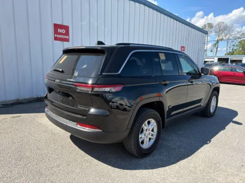 More photos of 2023 Jeep Grand Cherokee Laredo at Automaxx of the Carolinas, SC