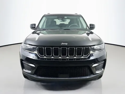 Photos of 2023 Jeep Grand Cherokee Laredo for sale in Summerville, SC at Automaxx of the Carolinas