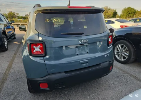 More photos of 2018 Jeep Renegade Latitude at Automaxx of the Carolinas, SC