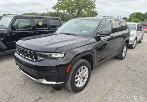 Black 2023 Jeep Grand Cherokee L Laredo for sale in Summerville, SC