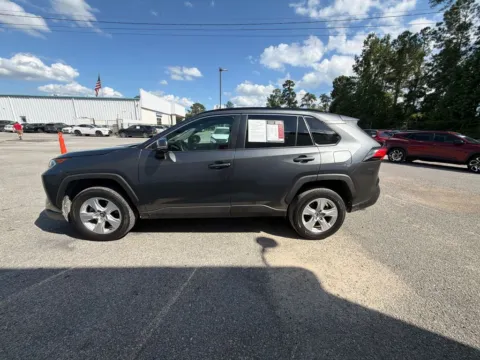 More photos of 2021 Toyota RAV4 XLE at Automaxx of the Carolinas, SC